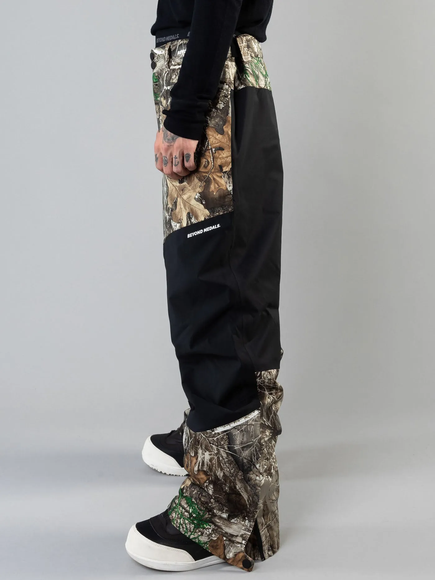 Beyond Medals x Realtree Zip Pants