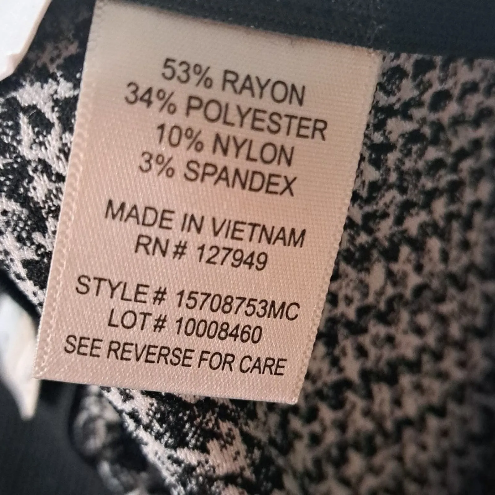 SOHO APPAREL LTD Women's Printed Pull On Pant Large